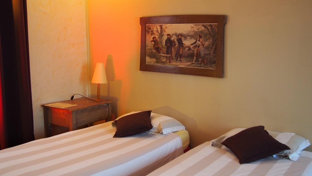 Hotel Le Relais Du Luberon Maubec  Esterno foto